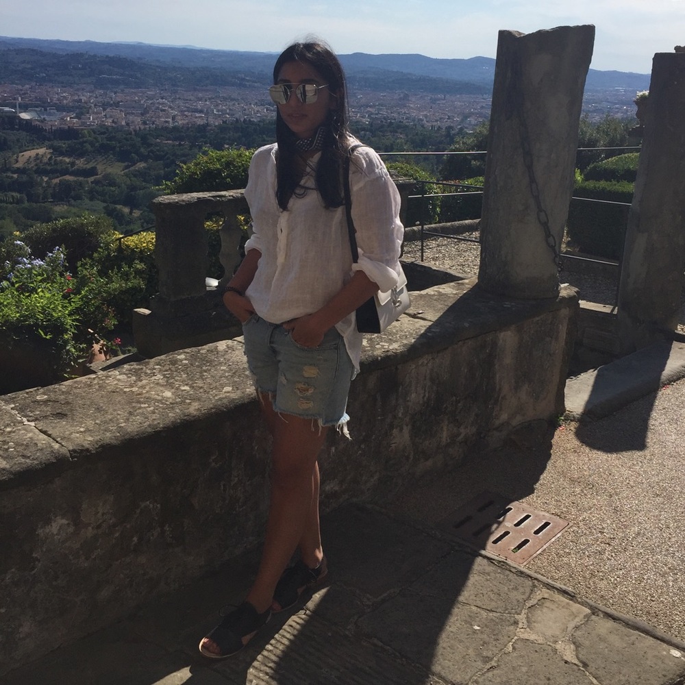 Meet your Posher, Lily